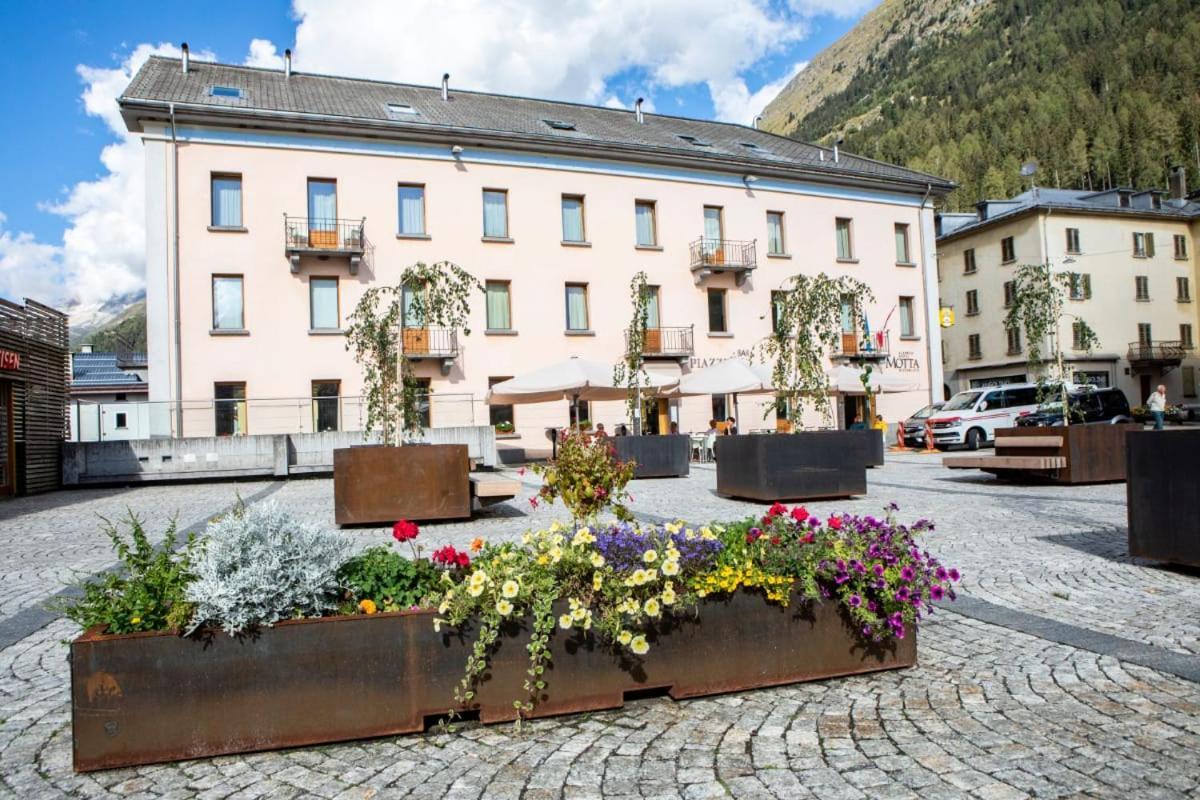 Bb Garni Motta Hotel Airolo Exterior photo