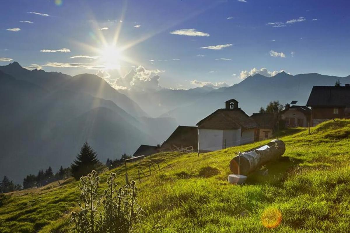 Bb Garni Motta Hotel Airolo Exterior photo
